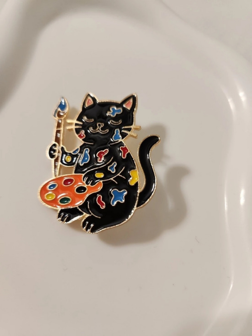 Cat Artist Palette Enamel Brooch in Black & Gold
